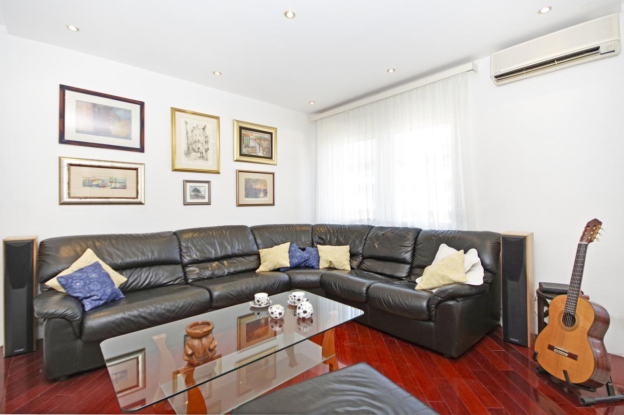 D & J Apartment Split Extérieur photo